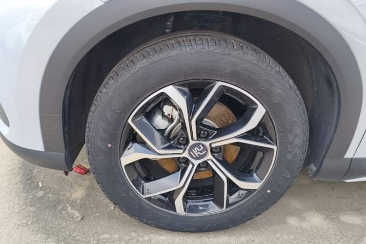 Used BYD Yuan PLUS 2023 Champion Edition 430KM Superior Model Left Front Wheel Hub