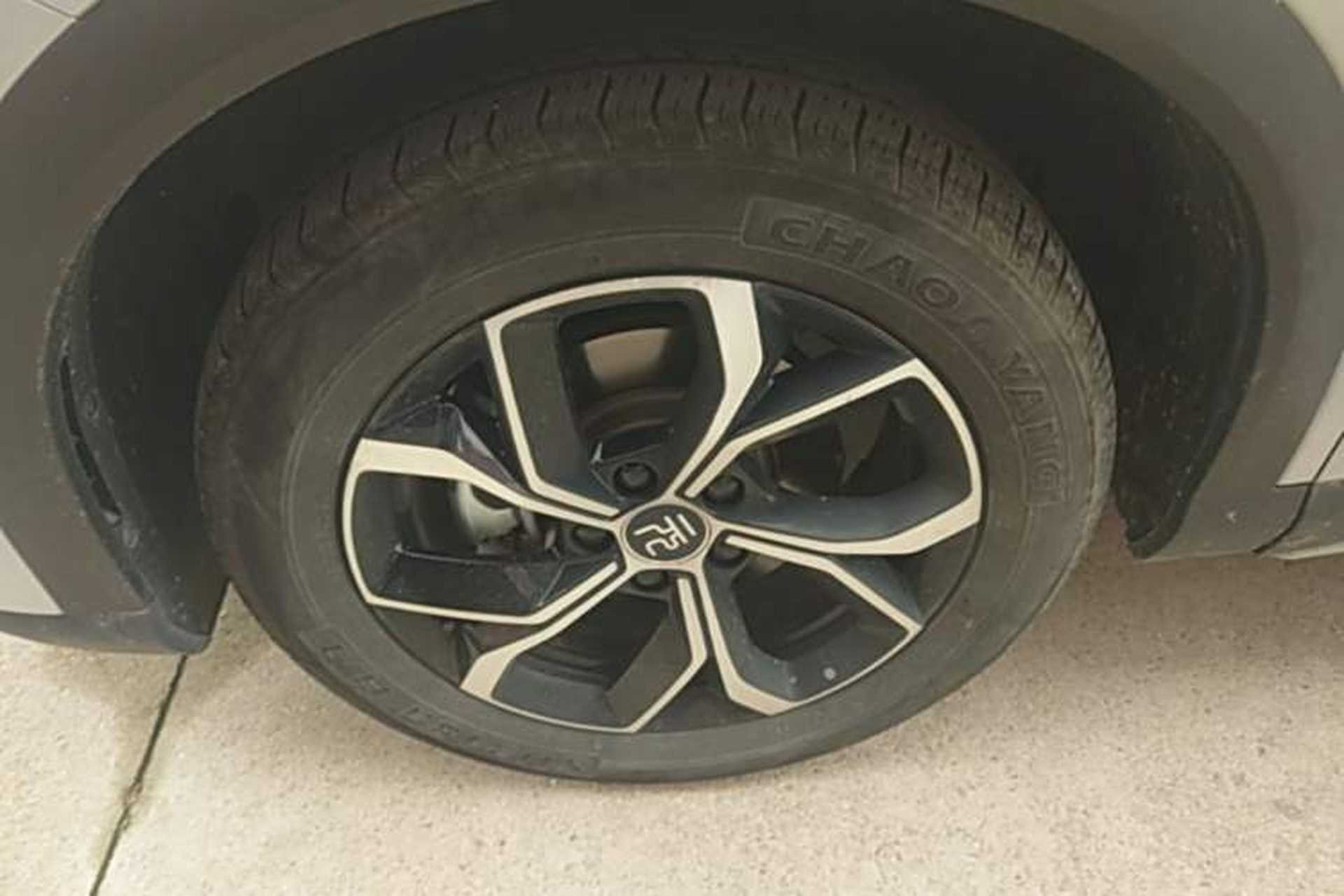 Used BYD Yuan PLUS 2023 Champion Edition 430KM Superior Model Left Front Wheel Hub