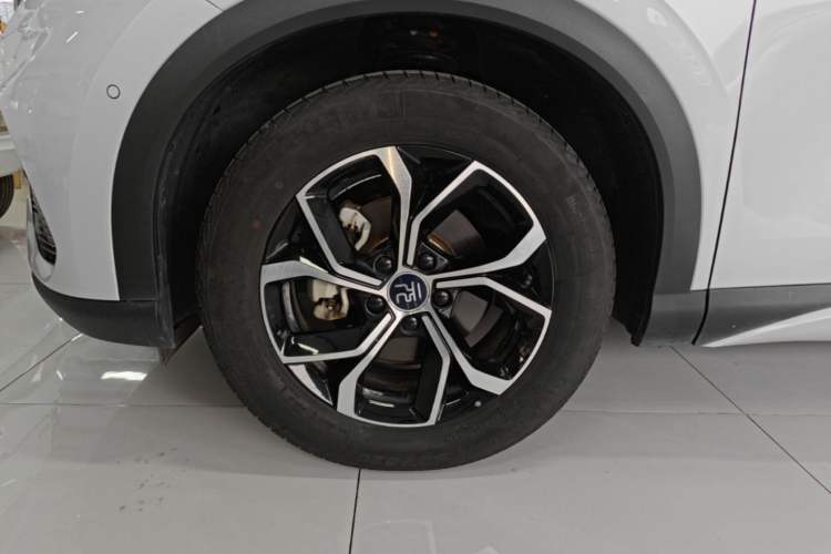 Used BYD Yuan PLUS 2023 Champion Edition 430KM Leading Model Left Front Wheel Hub