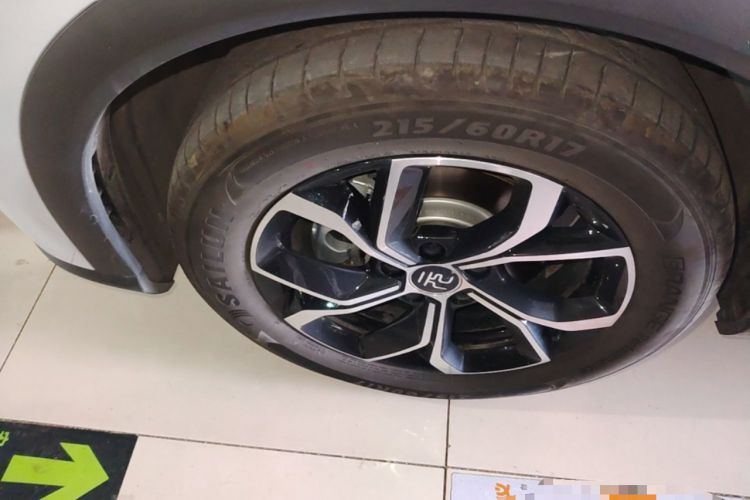 Used BYD Yuan PLUS 2023 Champion Edition 430KM Superior Model Left Front Wheel Hub