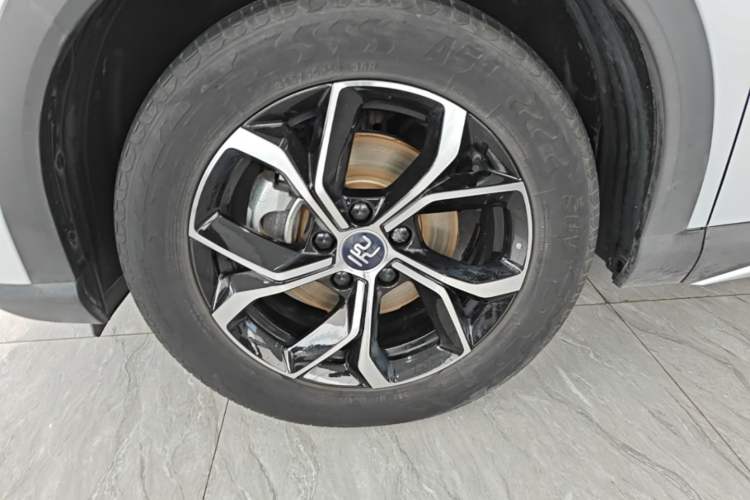 Used BYD Yuan PLUS 2023 Champion Edition 430KM Leading Model Left Front Wheel Hub
