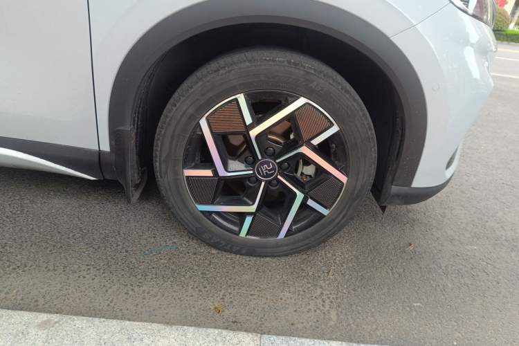 Used BYD Yuan PLUS 2023 Champion Edition 510KM Superior Model Right Front Wheel Hub