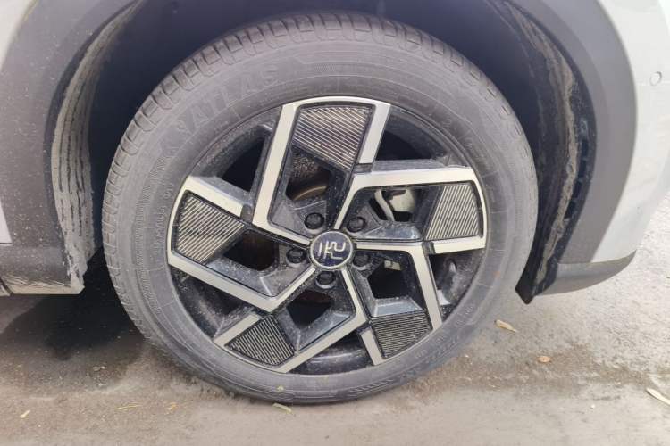 Used BYD Yuan PLUS 2023 Champion Edition 510KM Excellence Model Right Front Wheel Hub