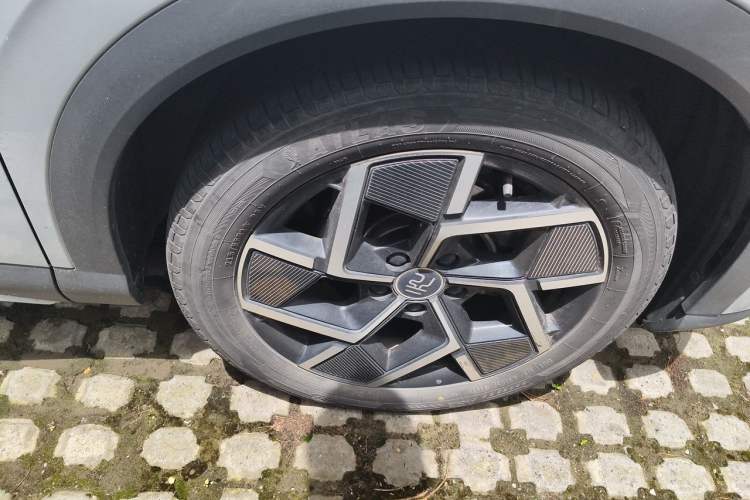 Used BYD Yuan PLUS 2023 Champion Edition 510KM Excellence Model Right Front Wheel Hub