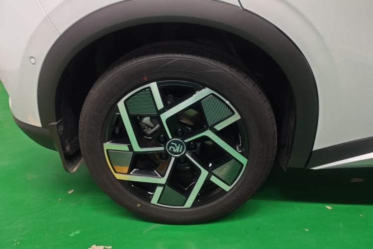 Used BYD Yuan PLUS 2023 Champion Edition 510KM Excellence Model Right Rear Wheel Hub
