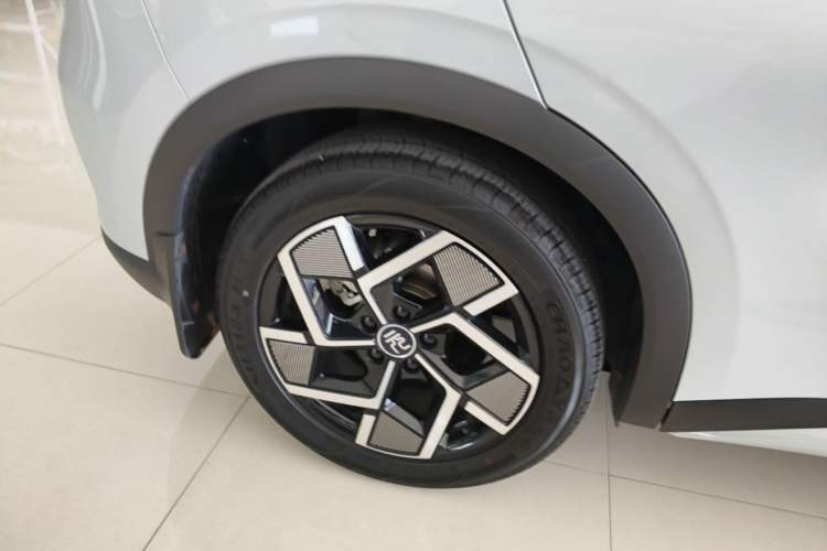 Used BYD Yuan PLUS 2023 Champion Edition 510KM Superior Model Right Rear Wheel Hub