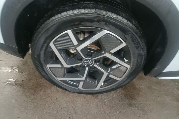 Used BYD Yuan PLUS 2023 Champion Edition 510KM Superior Model Right Rear Wheel Hub