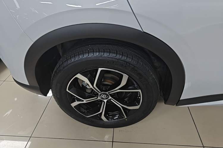 Used BYD Yuan PLUS 2023 Champion Edition 510KM Leading Model Right Rear Wheel Hub