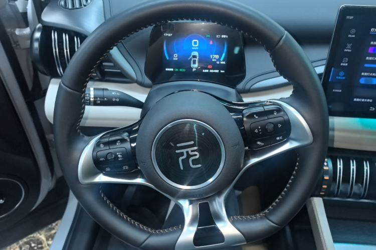 Used BYD Yuan PLUS 2023 Champion Edition 510KM Superior Model Steering Wheel