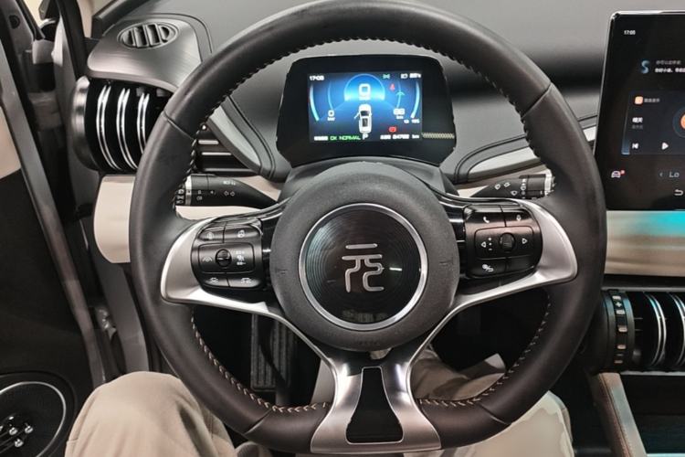 Used BYD Yuan PLUS 2023 Champion Edition 430KM Superior Model Steering Wheel
