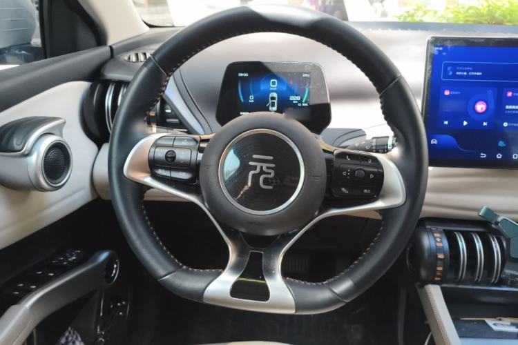 Used BYD Yuan PLUS 2023 Champion Edition 430KM Leading Model Steering Wheel