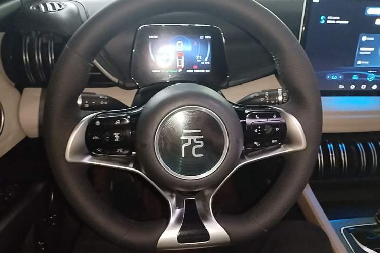Used BYD Yuan PLUS 2023 Champion Edition 430KM Superior Model Steering Wheel
