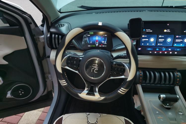 Used BYD Yuan PLUS 2023 Champion Edition 510KM Superior Model Steering Wheel