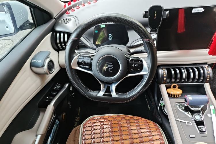Used BYD Yuan PLUS 2023 Champion Edition 430KM Superior Model Steering Wheel