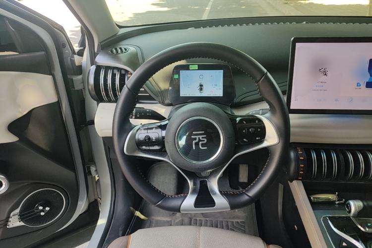 Used BYD Yuan PLUS 2023 Champion Edition 510KM Superior Model Steering Wheel