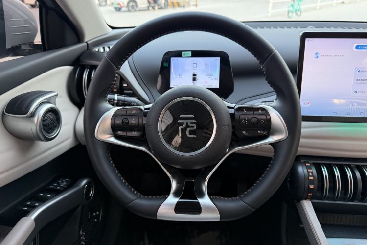Used BYD Yuan PLUS 2023 Champion Edition 510KM Leading Model Steering Wheel
