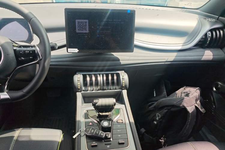 Used BYD Yuan PLUS 2024 Honor Edition 430KM Leading Model Audio And AC Panel