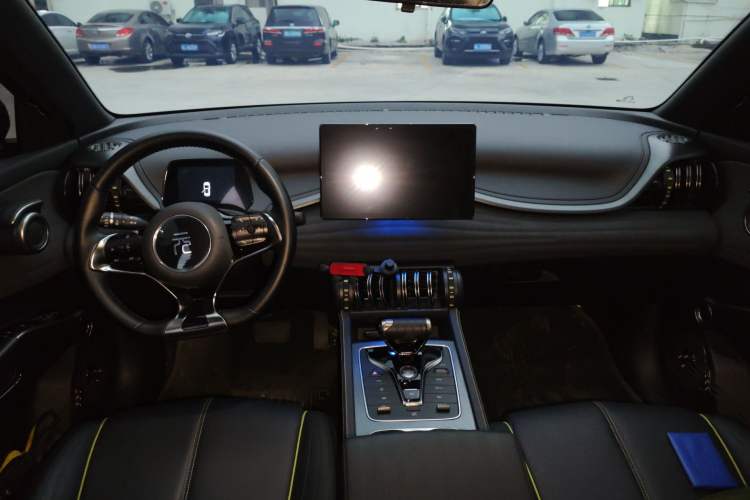 Used BYD Yuan PLUS 2024 Honor Edition 430KM Leading Model Center Console