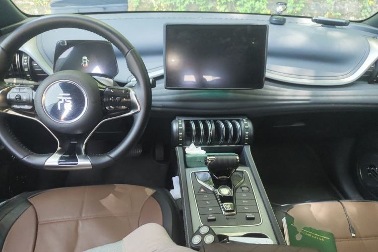 Used BYD Yuan PLUS 2024 Honor Edition 510KM Beyond Model Center Console