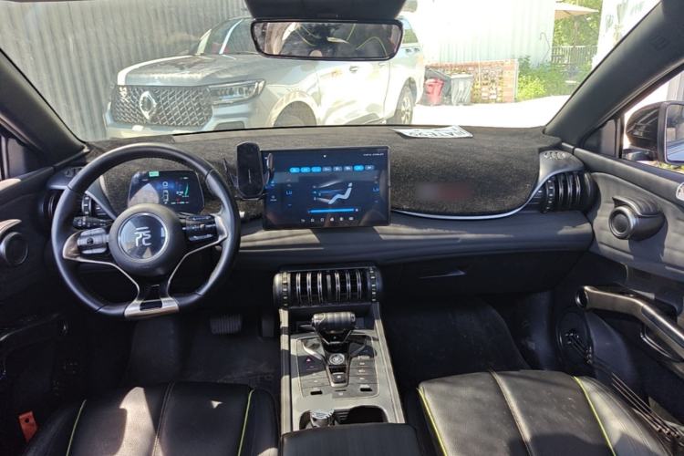 Used BYD Yuan PLUS 2024 Honor Edition 430KM Beyond Model Center Console