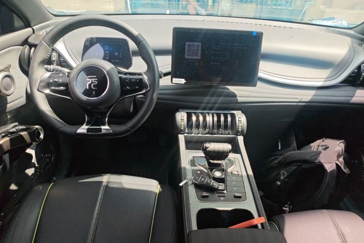 Used BYD Yuan PLUS 2024 Honor Edition 430KM Leading Model Center Console