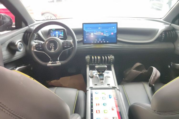 Used BYD Yuan PLUS 2024 Honor Edition 510KM Beyond Model Center Console