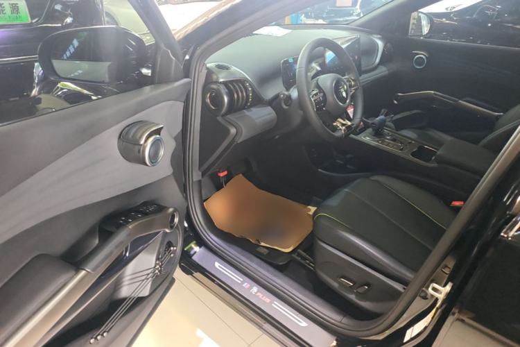 Used BYD Yuan PLUS 2024 Honor Edition 510KM Leading Model Driver Seat