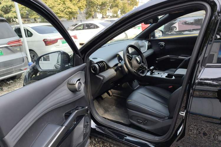 Used BYD Yuan PLUS 2024 Honor Edition 510KM Beyond Model Driver Seat