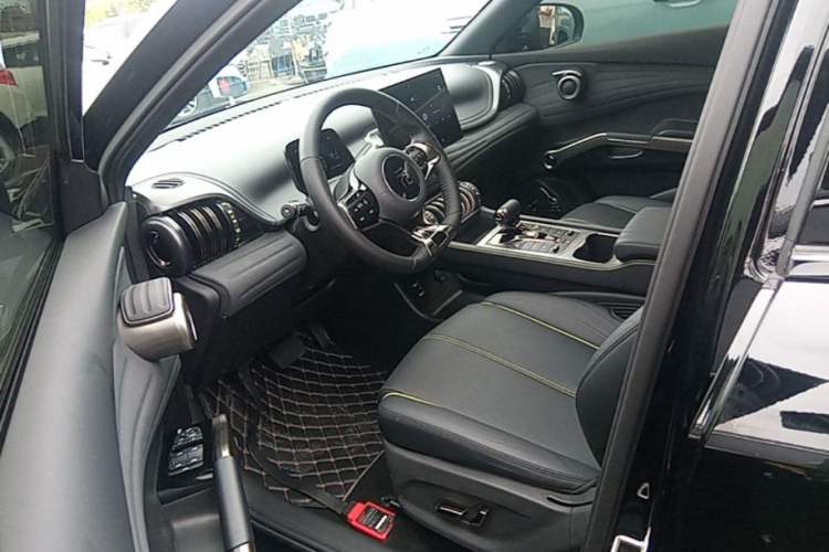 Used BYD Yuan PLUS 2024 Honor Edition 430KM Leading Model Driver Seat