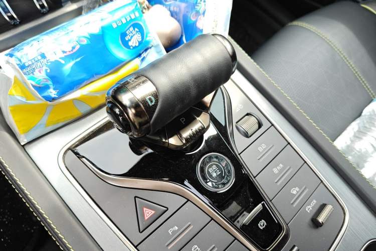 Used BYD Yuan PLUS 2024 Honor Edition 430KM Beyond Model Gear Lever