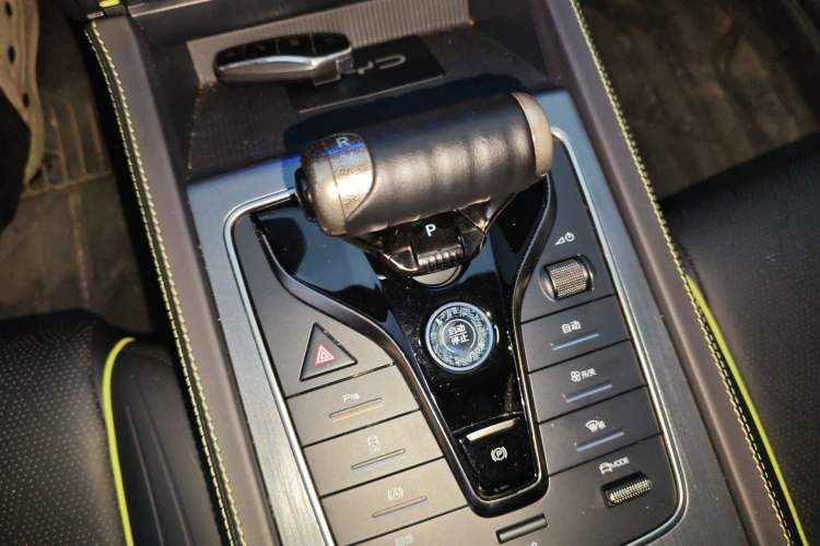 Used BYD Yuan PLUS 2024 Honor Edition 430KM Leading Model Gear Lever
