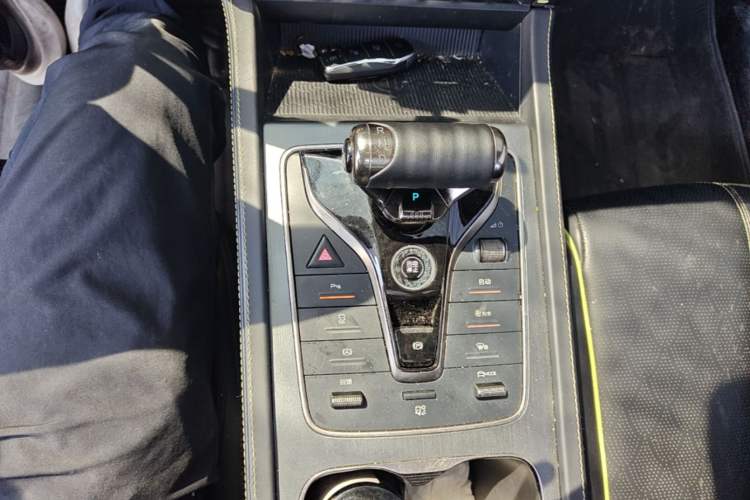 Used BYD Yuan PLUS 2024 Honor Edition 430KM Beyond Model Gear Lever