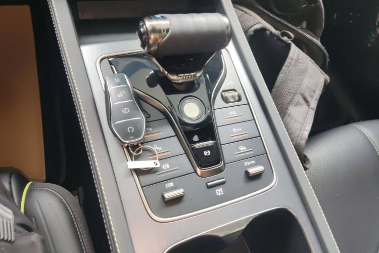 Used BYD Yuan PLUS 2024 Honor Edition 510KM Beyond Model Gear Lever