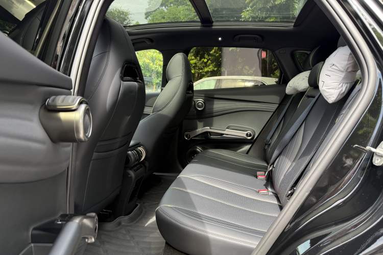 Used BYD Yuan PLUS 2024 Honor Edition 510KM Excellence Model Interior 12