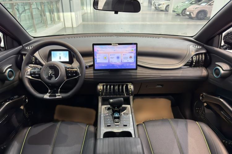 Used BYD Yuan PLUS 2024 Honor Edition 510KM Leading Model Interior 3