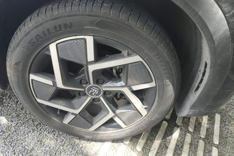 Used BYD Yuan PLUS 2024 Honor Edition 510KM Beyond Model Right Front Wheel Hub