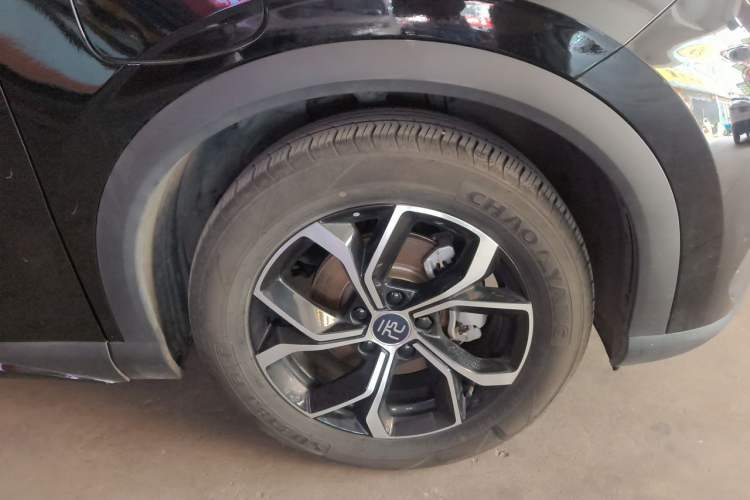 Used BYD Yuan PLUS 2024 Honor Edition 430KM Beyond Model Right Front Wheel Hub