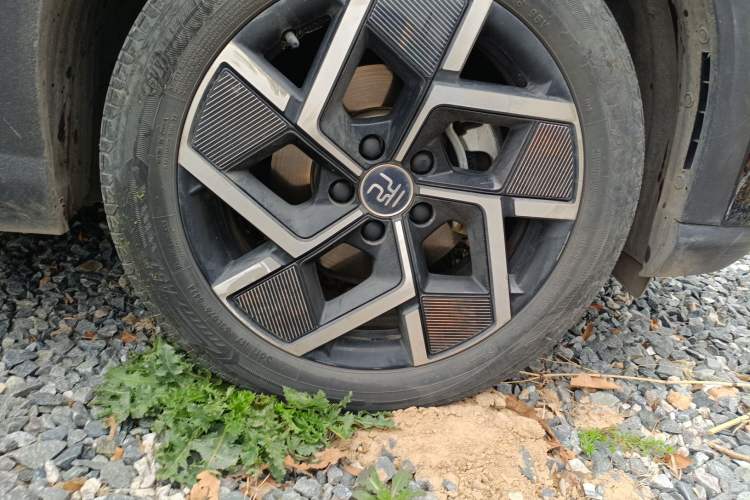 Used BYD Yuan PLUS 2024 Honor Edition 510KM Beyond Model Right Front Wheel Hub