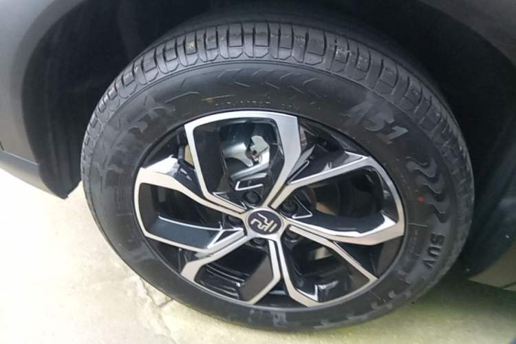 Used BYD Yuan PLUS 2024 Honor Edition 430KM Leading Model Right Rear Wheel Hub