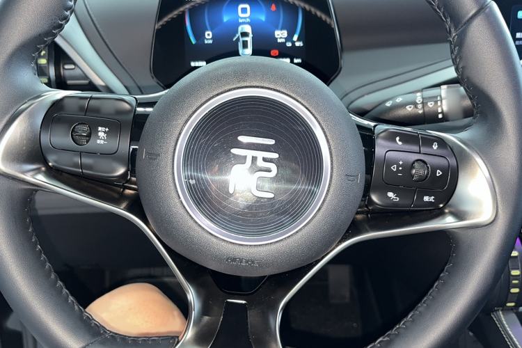 Used BYD Yuan PLUS 2024 Honor Edition 430KM Beyond Model Steering Wheel