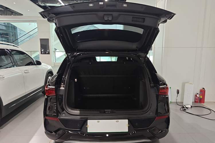 Used BYD Yuan PLUS 2024 Honor Edition 510KM Leading Model Trunk