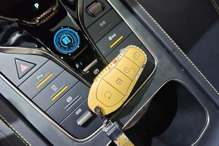 Used BYD Yuan PLUS 2024 Honor Edition 510KM Leading Model Vehicle Key