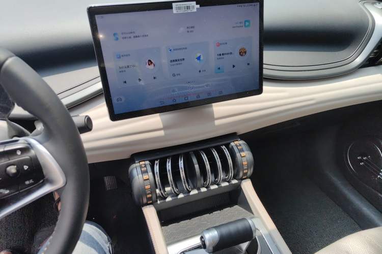 Used BYD Yuan PLUS 2024 Honor Edition 510KM Beyond Model Audio And AC Panel