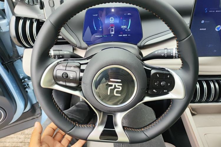 Used BYD Yuan PLUS 2024 Honor Edition 510KM Beyond Model Steering Wheel
