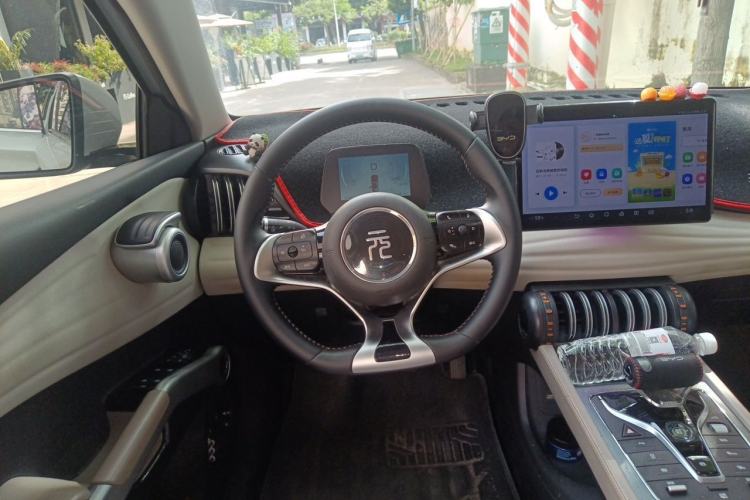 Used BYD Yuan PLUS 2024 Honor Edition 430KM Leading Model Steering Wheel