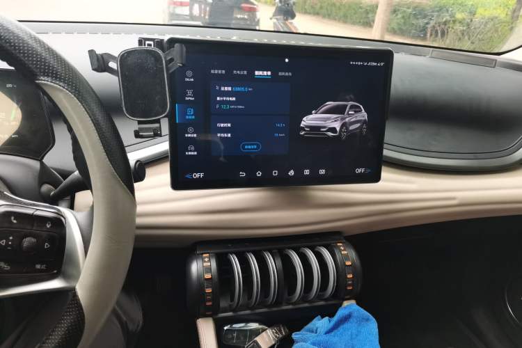 Used BYD Yuan PLUS 2024 Honor Edition 510KM Leading Model Audio And AC Panel