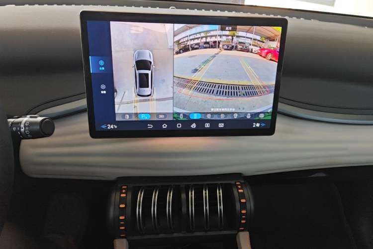 Used BYD Yuan PLUS 2024 Honor Edition 510KM Beyond Model Audio And AC Panel