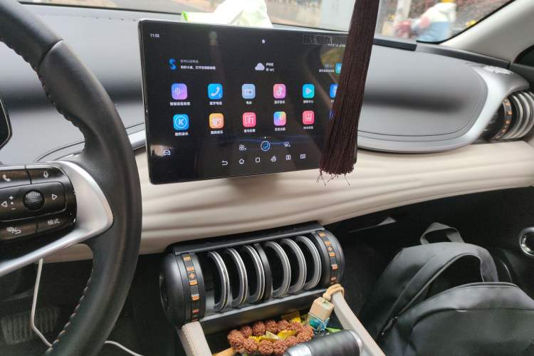 Used BYD Yuan PLUS 2024 Honor Edition 510KM Leading Model Audio And AC Panel