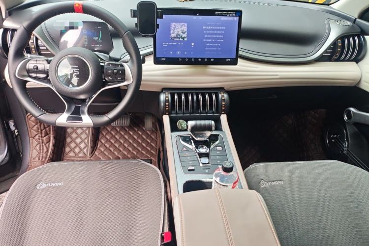 Used BYD Yuan PLUS 2024 Honor Edition 430KM Beyond Model Center Console