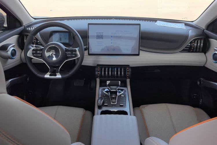 Used BYD Yuan PLUS 2024 Honor Edition 510KM Excellence Model Center Console